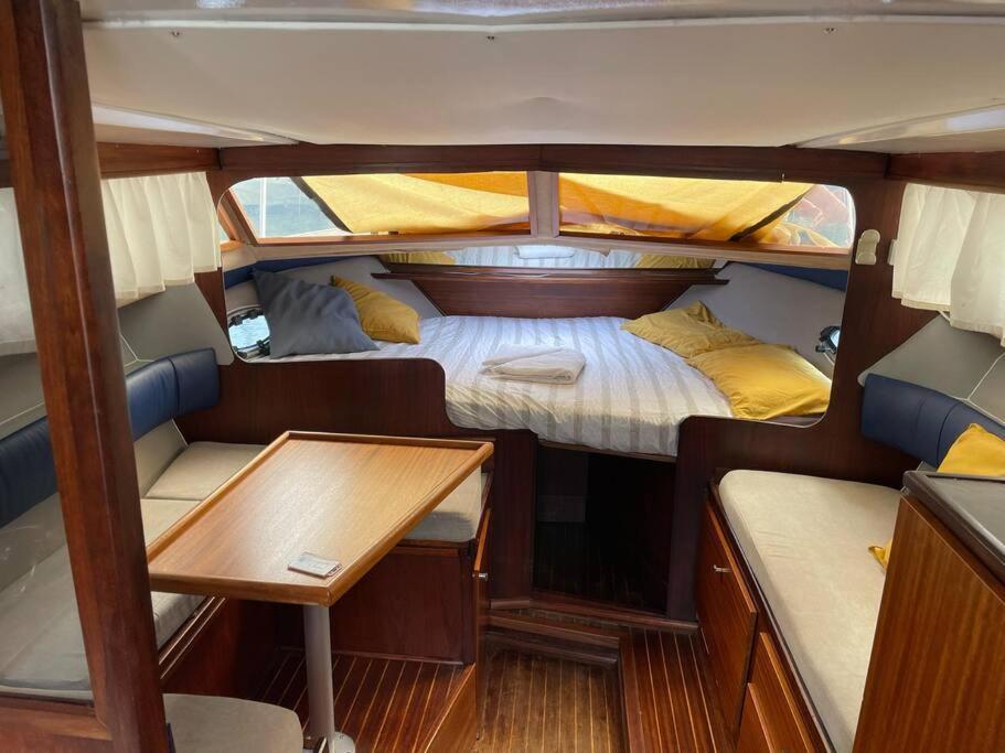 Barco Acogedor - Cosy Boat - Barcelona Otel Dış mekan fotoğraf